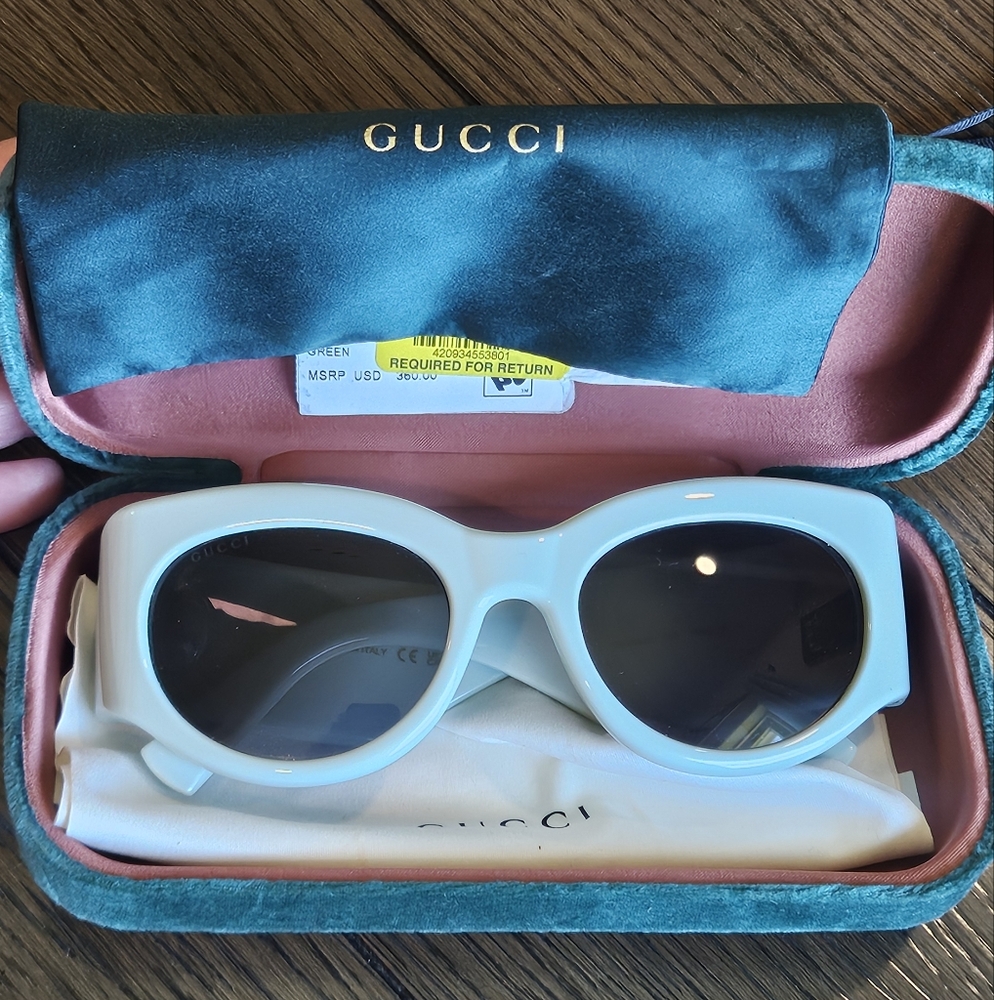 Gucci Women's Blue Sunglasses